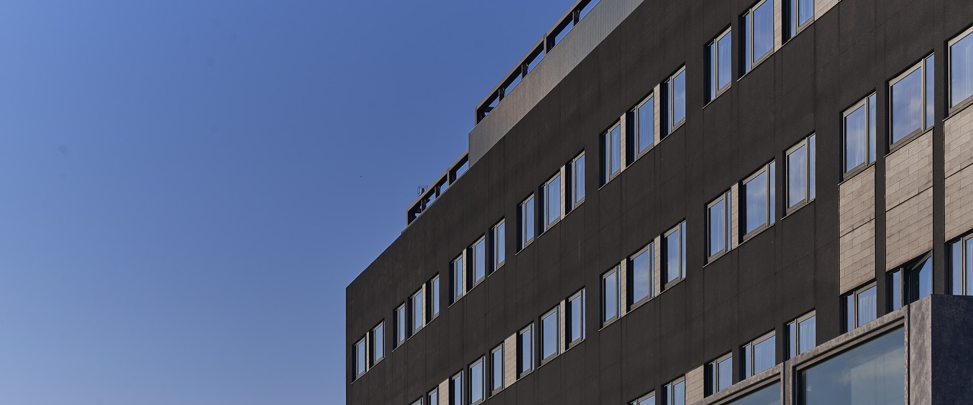 Commercial electrical installation